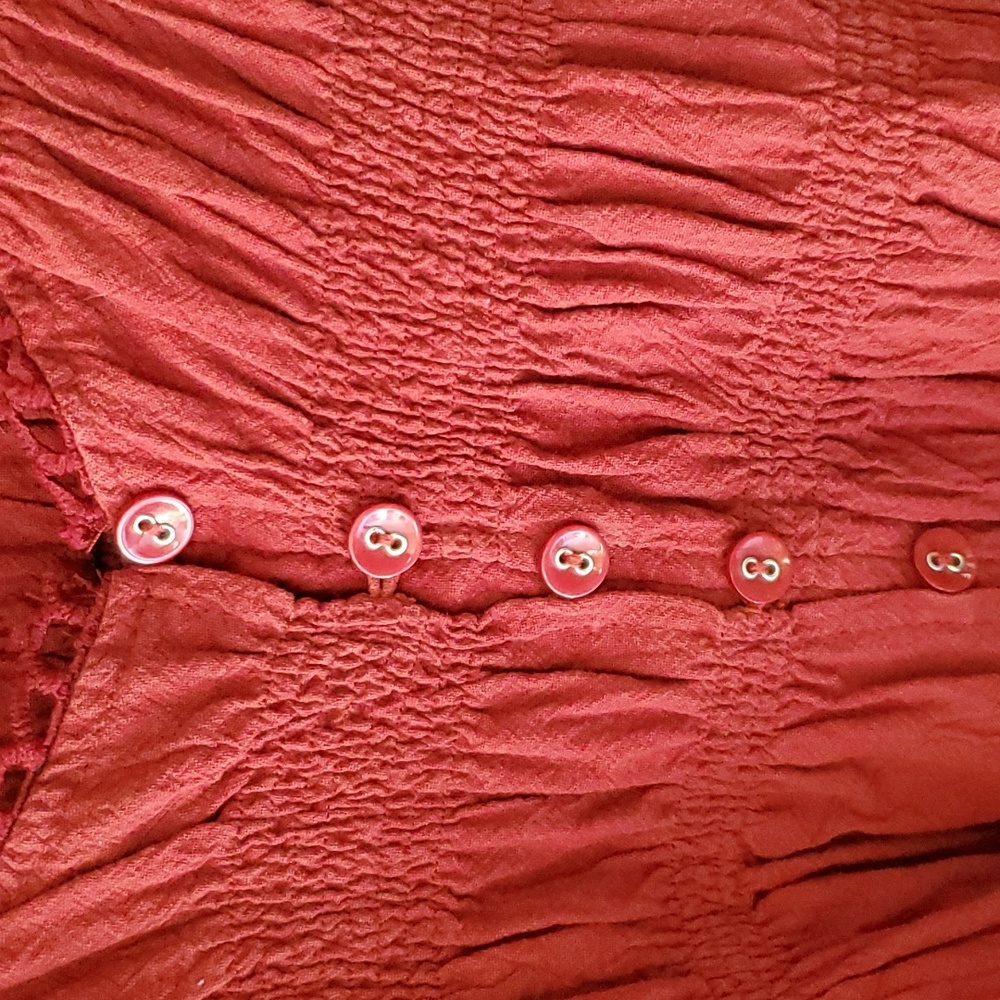 Size L shirt - Picture 4 of 5